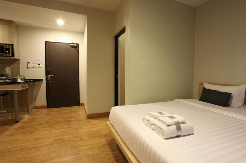 Narita Amata Hotel Chonburi Bagian luar foto