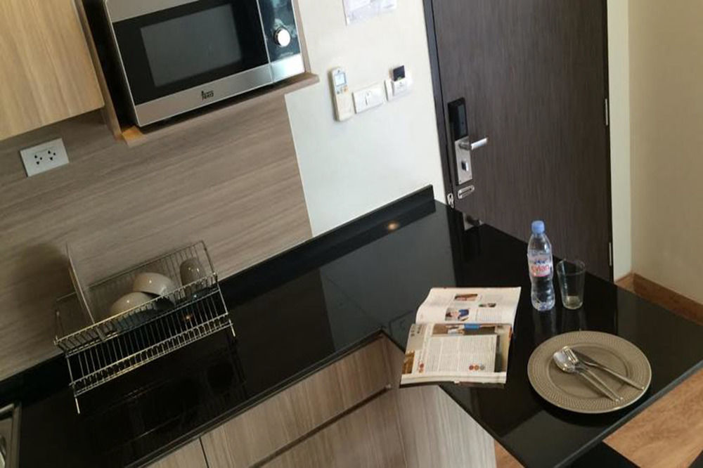 Narita Amata Hotel Chonburi Bagian luar foto