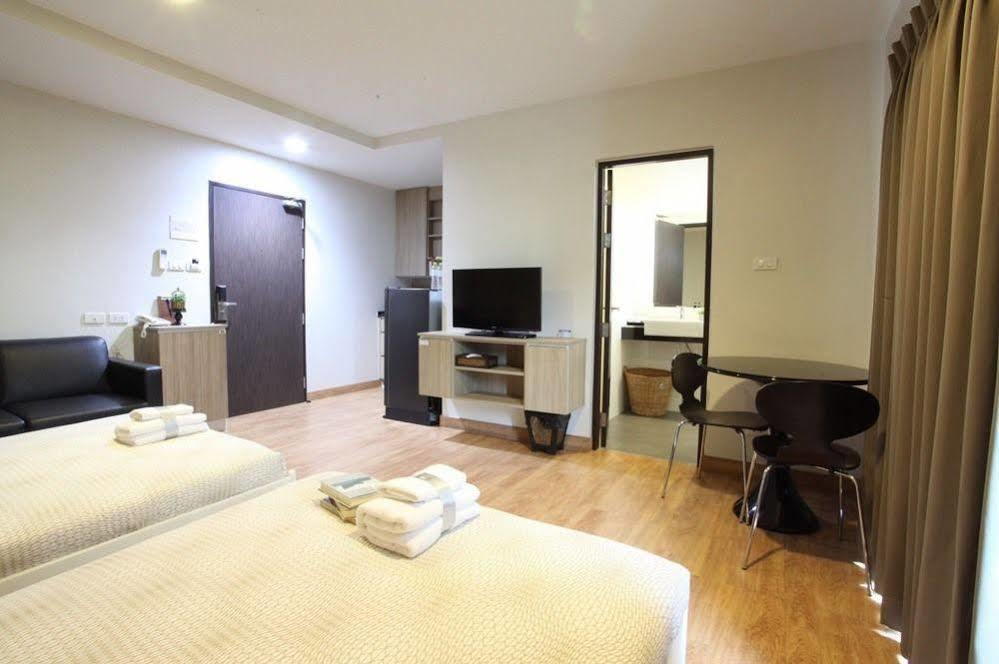Narita Amata Hotel Chonburi Bagian luar foto