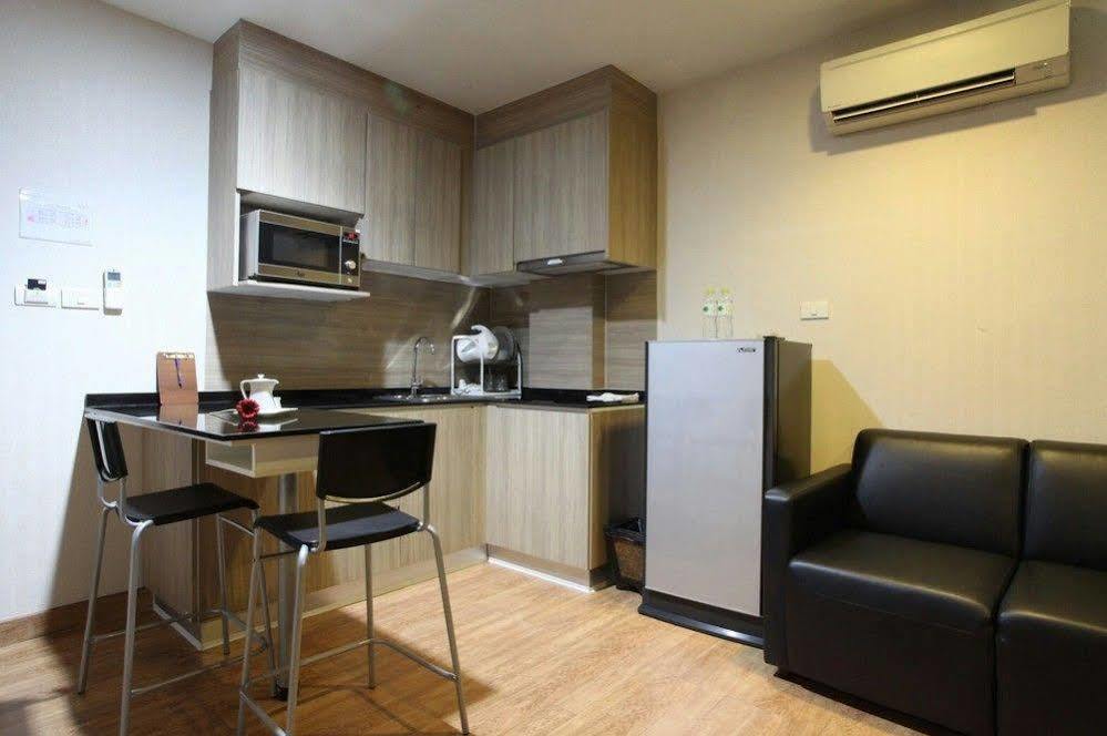 Narita Amata Hotel Chonburi Bagian luar foto