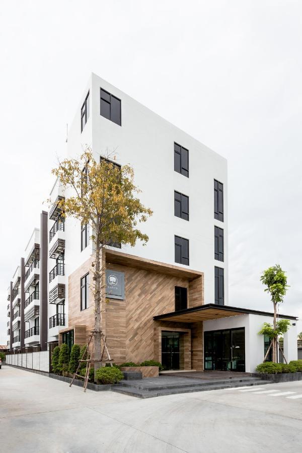 Narita Amata Hotel Chonburi Bagian luar foto