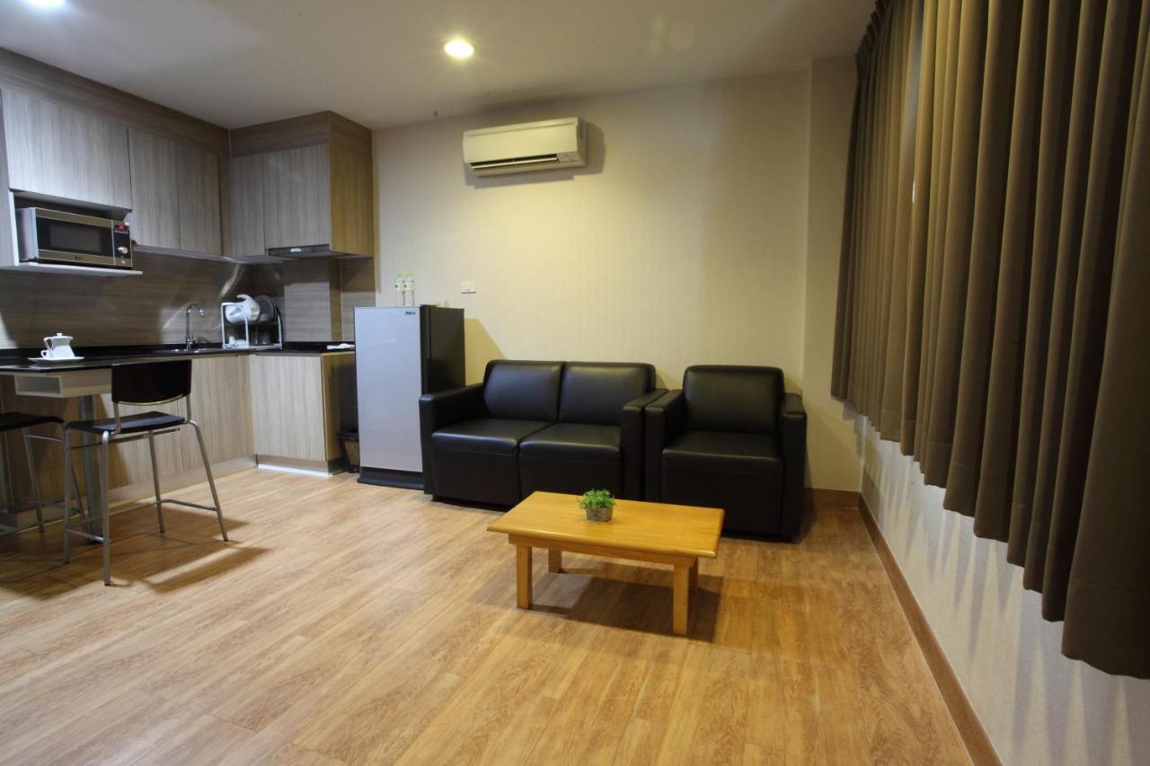 Narita Amata Hotel Chonburi Bagian luar foto