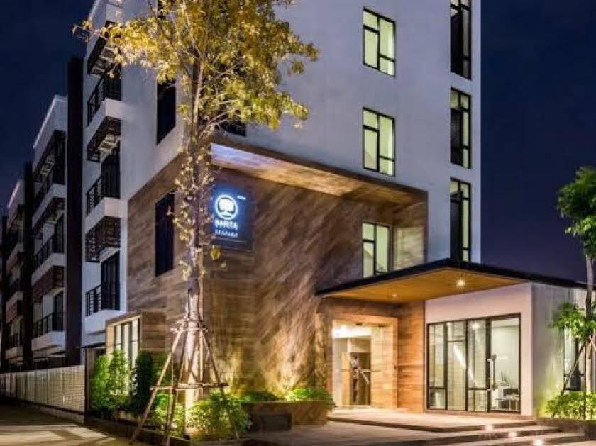 Narita Amata Hotel Chonburi Bagian luar foto